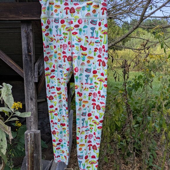 Rare Penelope Gazin FBC Mushroom Print "Yoga Leggings" Size Medium - Picture 8 of 8